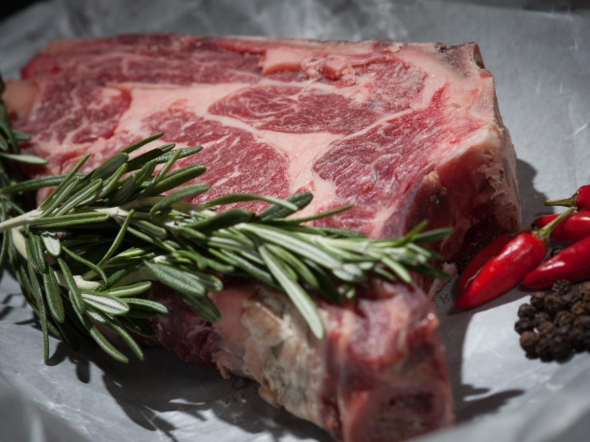 come grigliare una bistecca spessa