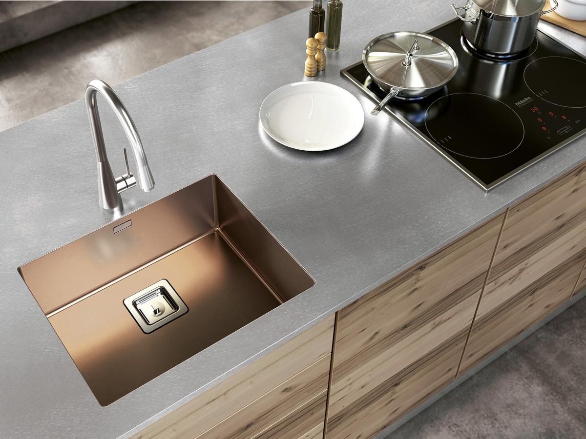 10 buoni motivi per scegliere una cucina in acciaio per esterni